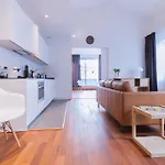 Loft Luxe Hyper Centre: Terrasse/piscine/ Salle De Sport