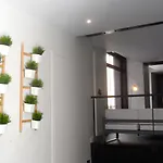 Loft Luxe Hyper Centre: Terrasse/piscine/ Salle De Sport Bed & Breakfast Bordeaux