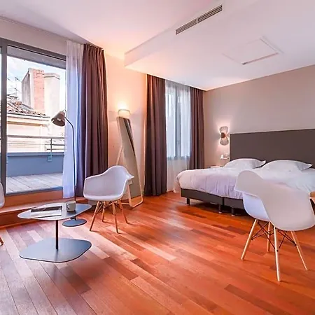 Loft Luxe Hyper Centre: Terrasse/piscine/ Salle De Sport 4*