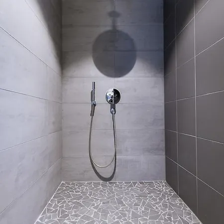 Loft Luxe Hyper Centre: Terrasse/piscine/ Salle De Sport 4*