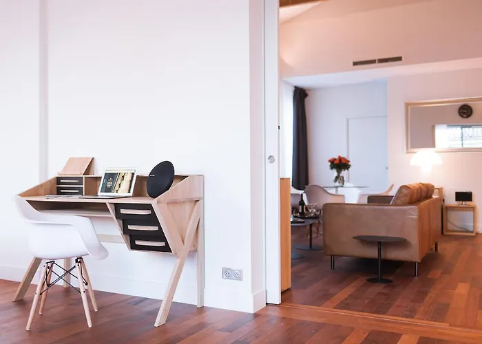 Loft Luxe Hyper Centre: Terrasse/piscine/ Salle De Sport