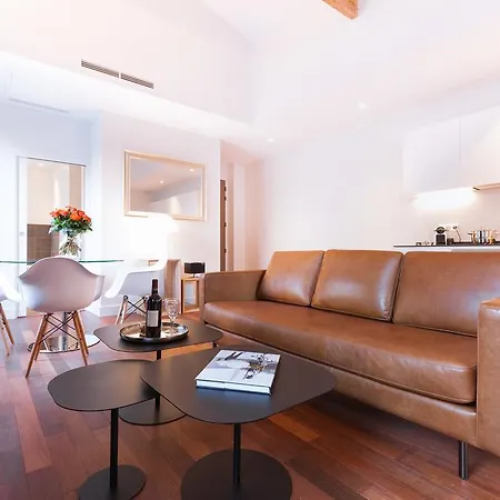 Loft Luxe Hyper Centre: Terrasse/piscine/ Salle De Sport